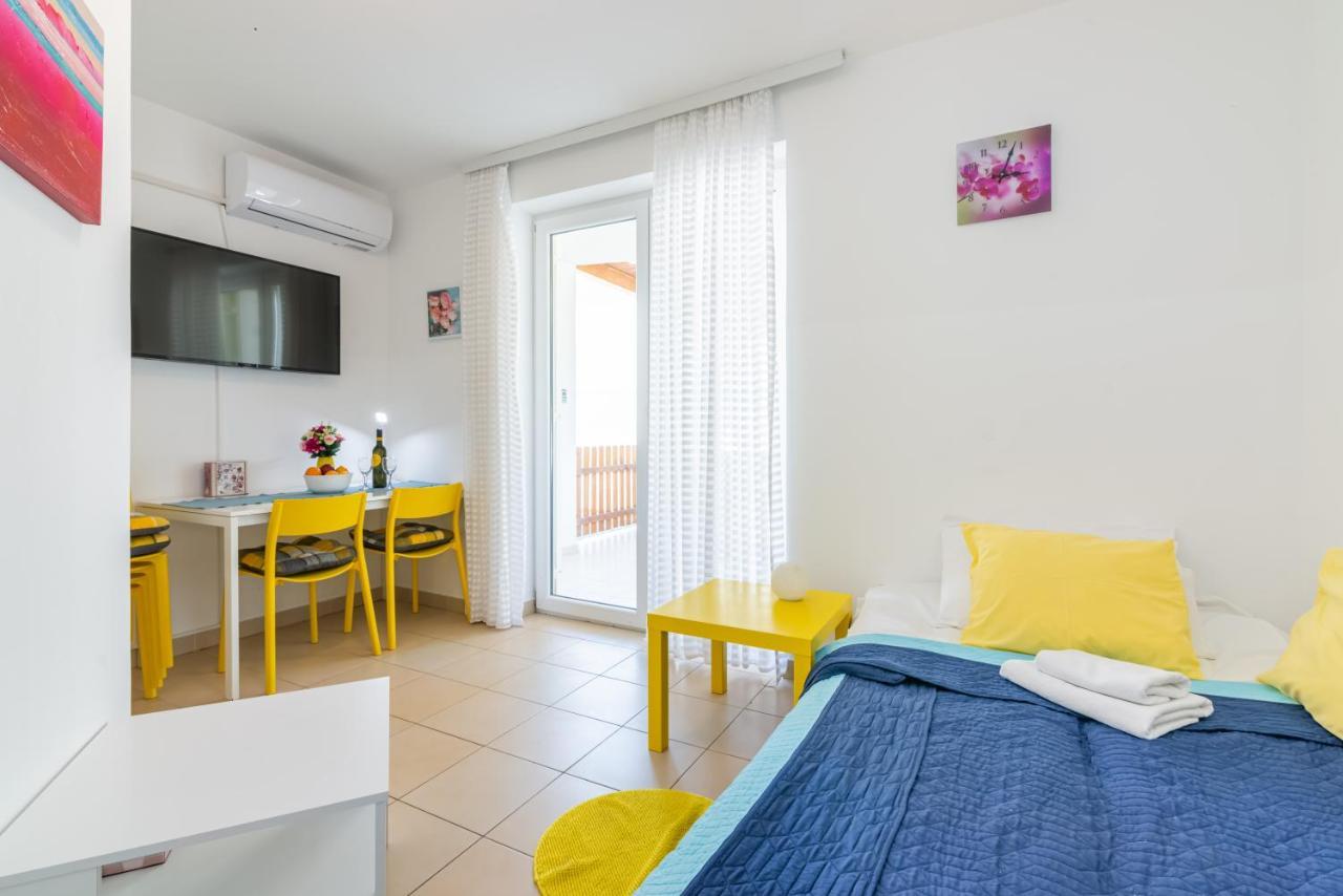 New Lovorka 7 Apt. 4+1 In Baska  Exterior photo